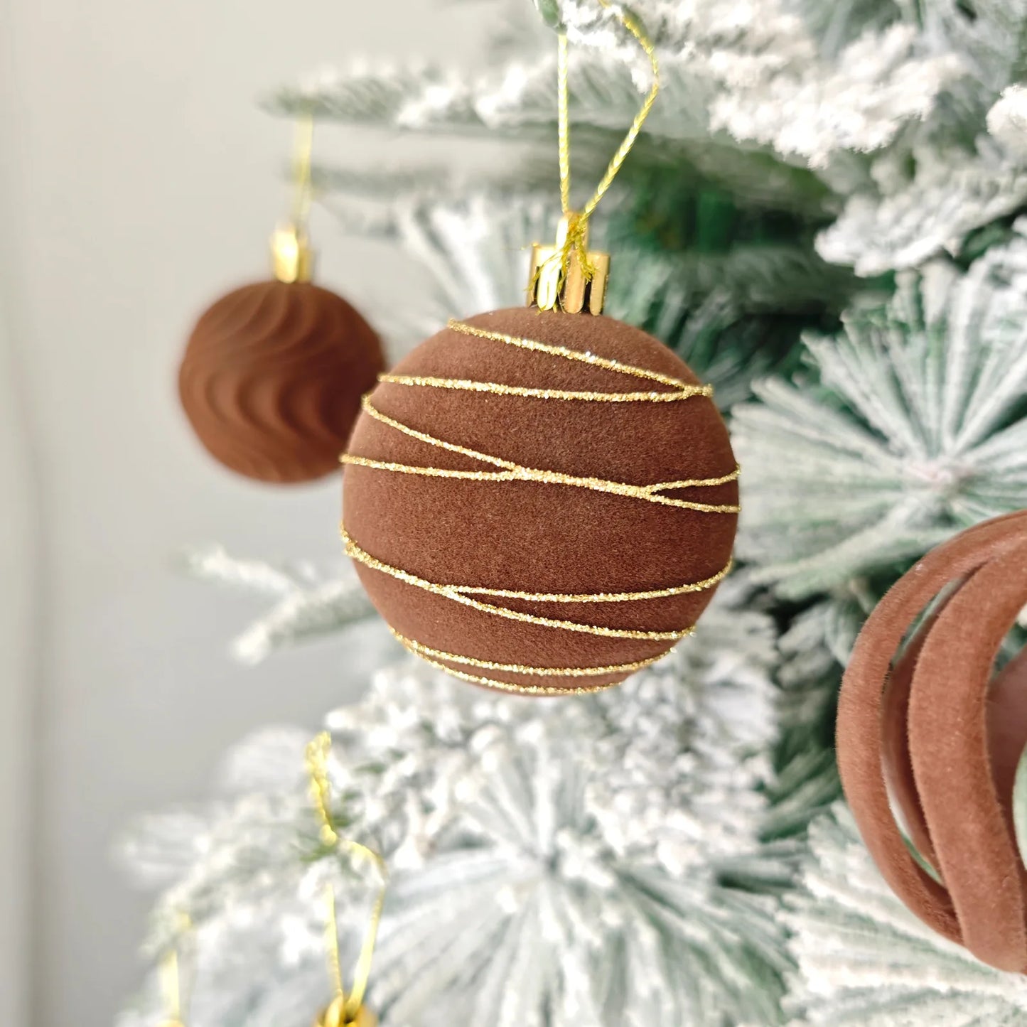 Kit of velvet Christmas ornaments| Christimas Flare