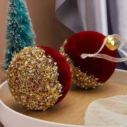 Red Christmas ornaments with glitter in velvet | Christimas Flare