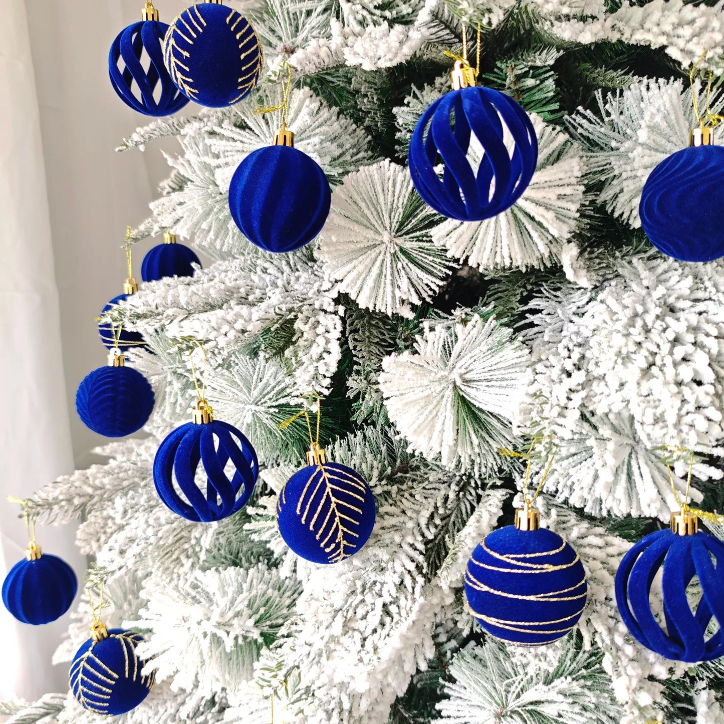 Kit of velvet Christmas ornaments| Christimas Flare