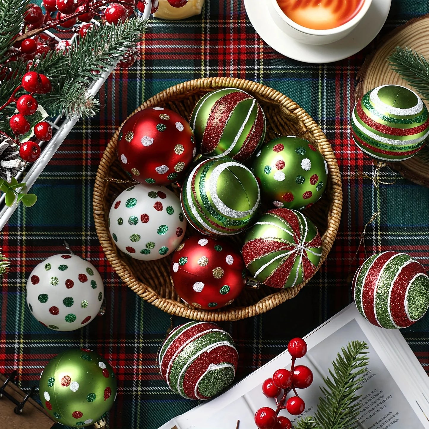 Kit of 12 Christmas ball ornaments | Christimas Flare