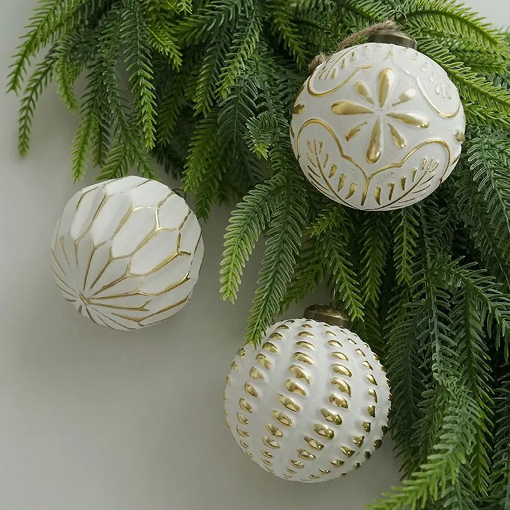 Retro and elegant Christmas ornaments | Christimas Flare